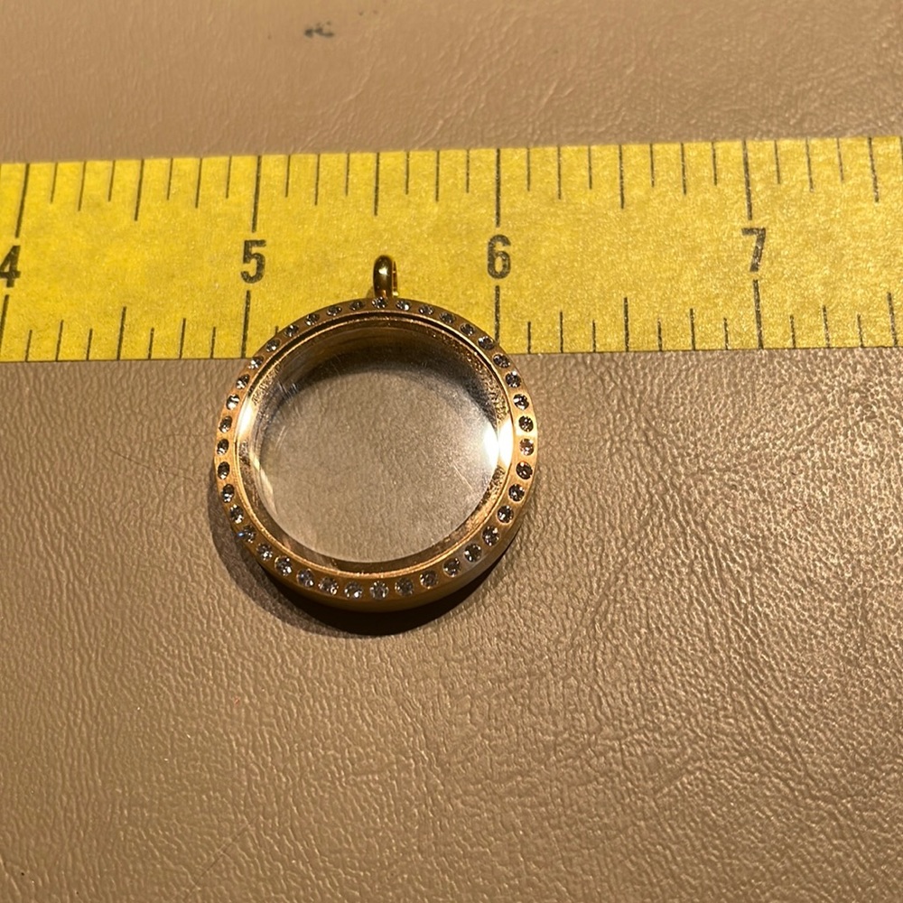 Gold locket with crystals